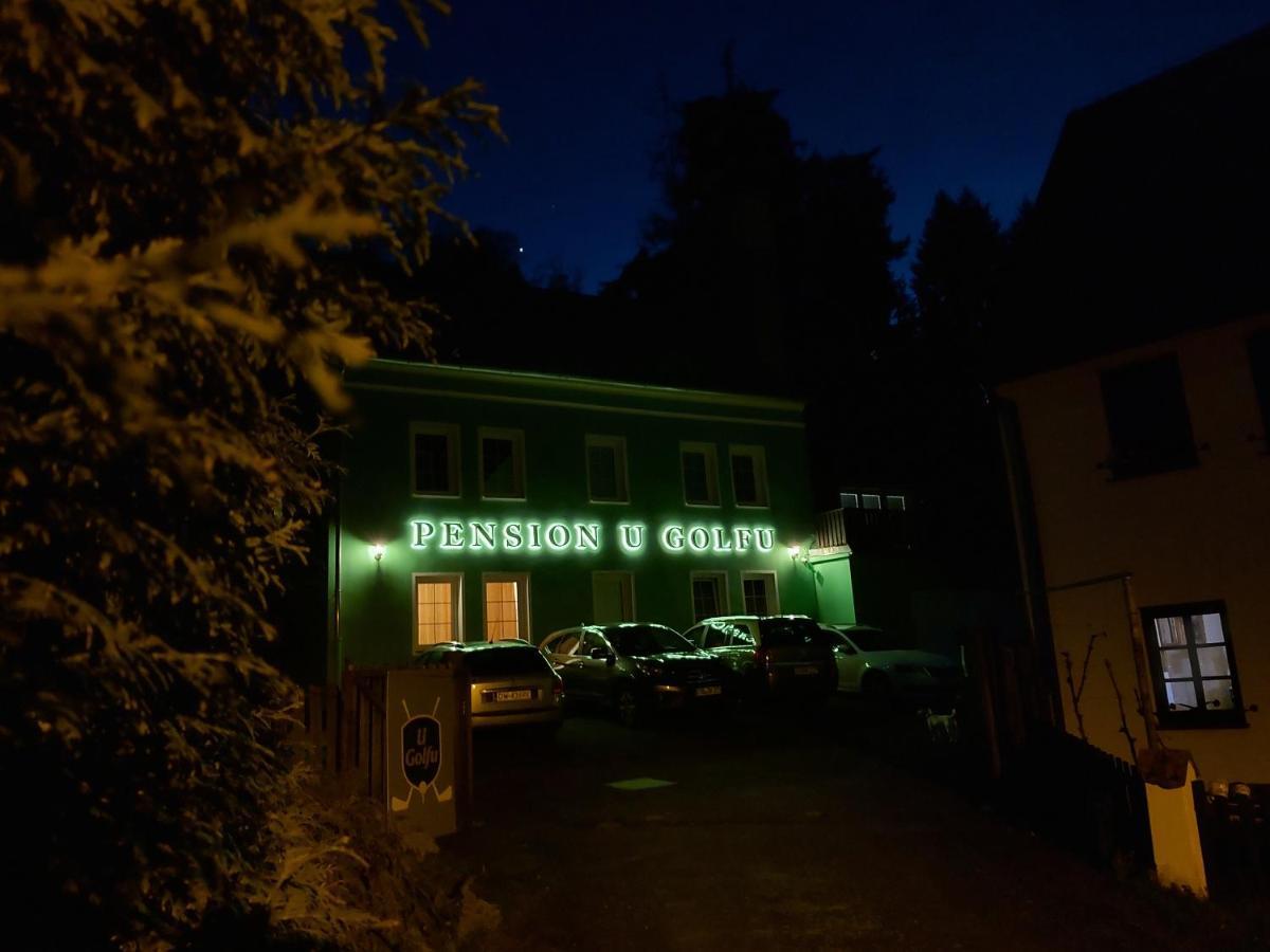Pension U Golfu Cihelny Karlovy Vary Exterior photo