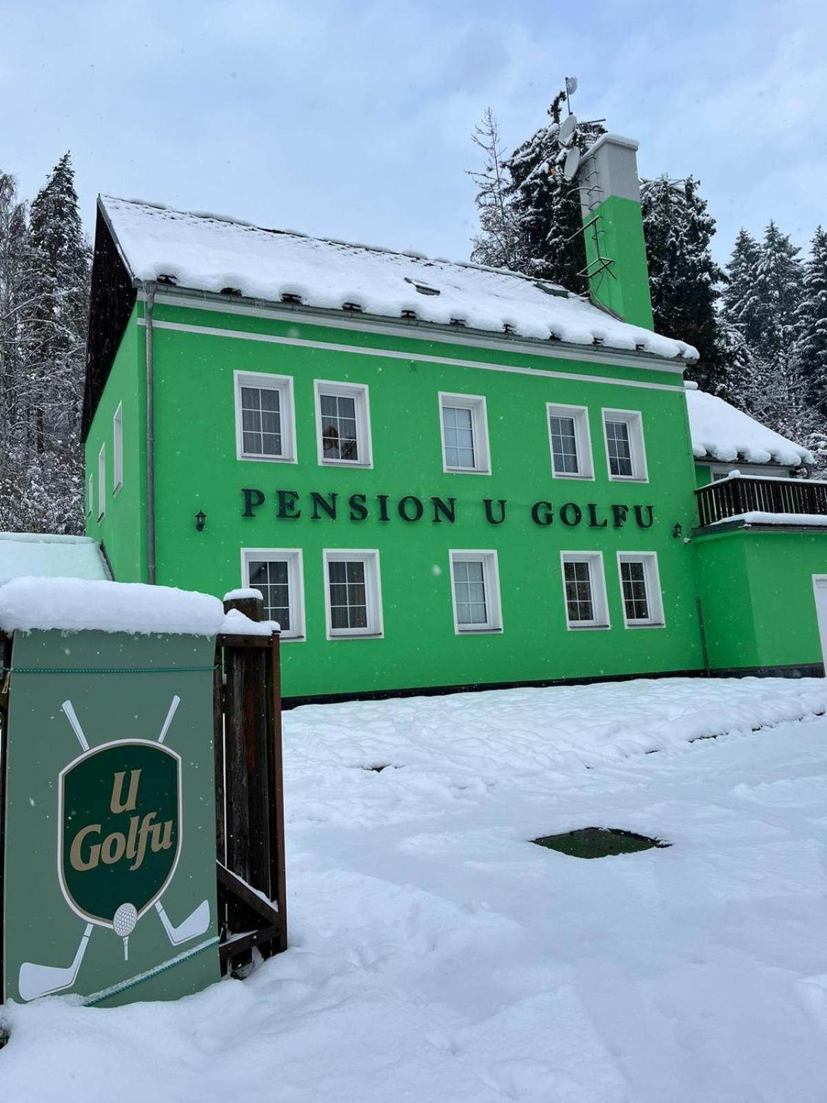 Pension U Golfu Cihelny Karlovy Vary Exterior photo