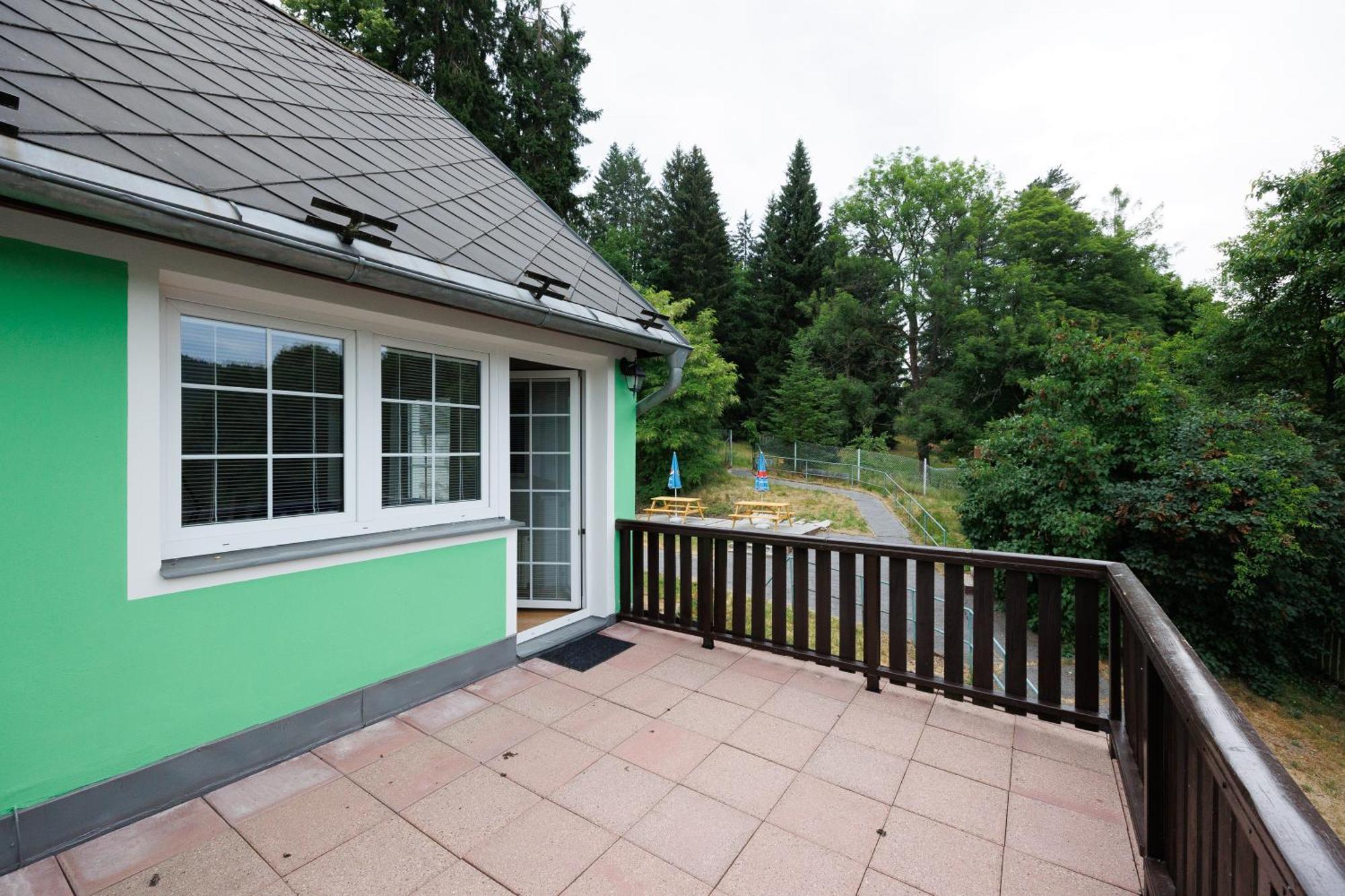 Pension U Golfu Cihelny Karlovy Vary Exterior photo