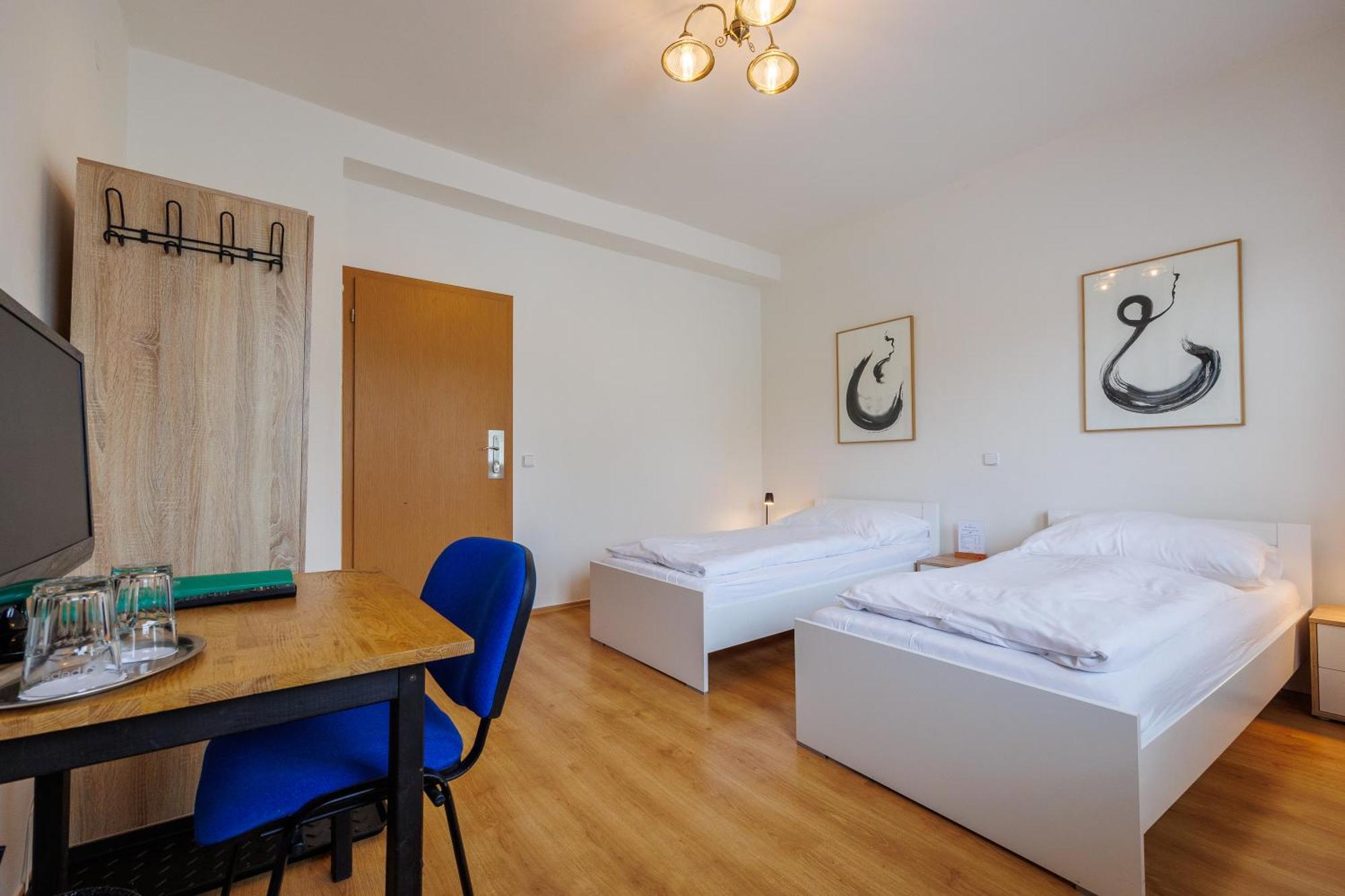 Pension U Golfu Cihelny Karlovy Vary Exterior photo
