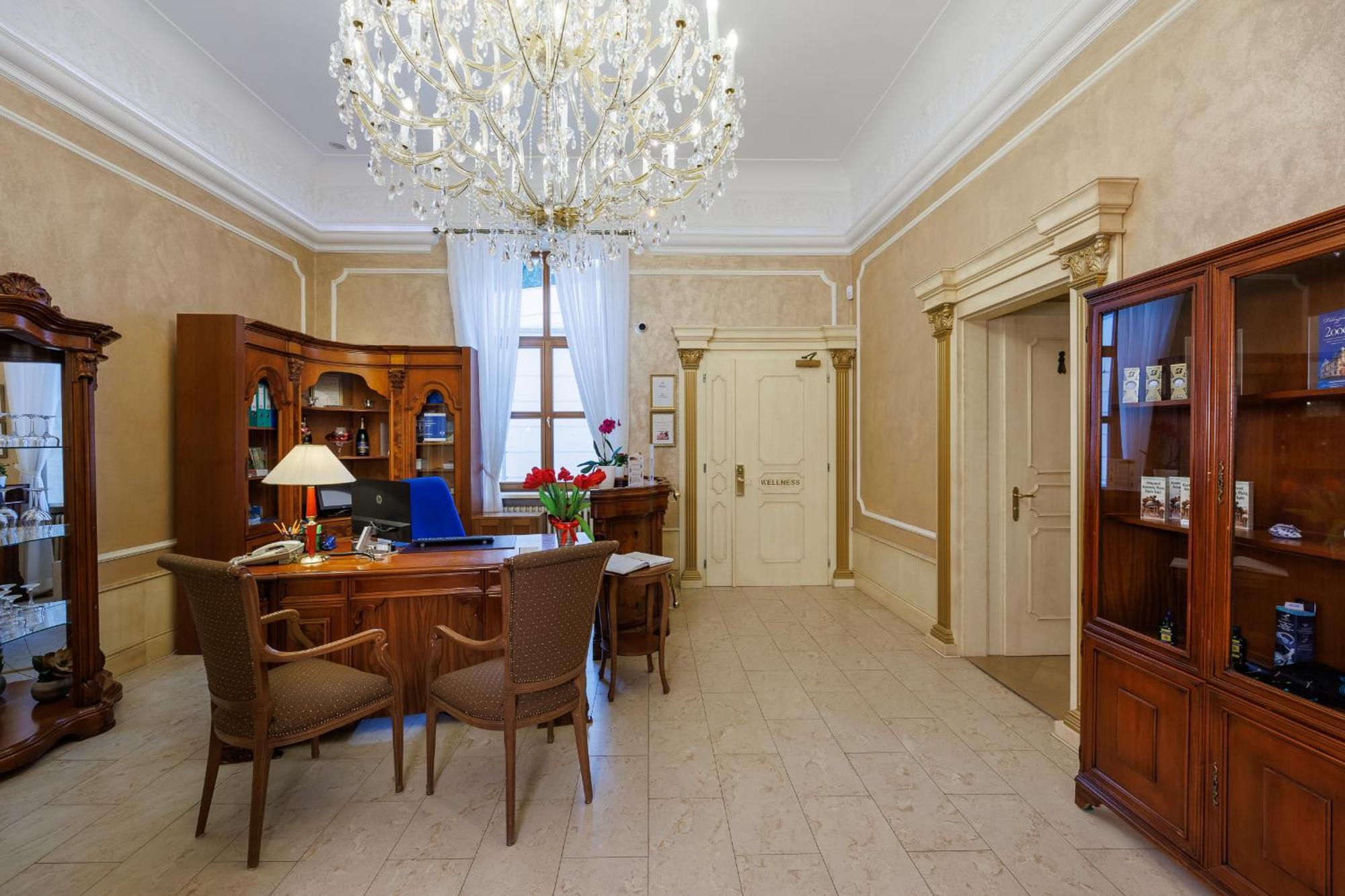 Pension U Golfu Cihelny Karlovy Vary Exterior photo