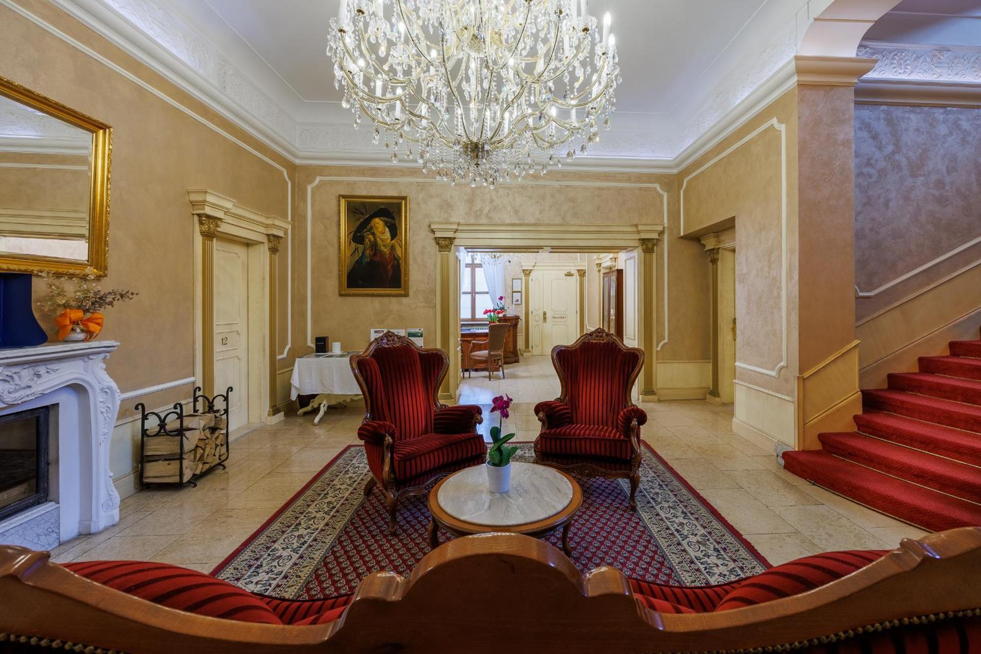 Pension U Golfu Cihelny Karlovy Vary Exterior photo