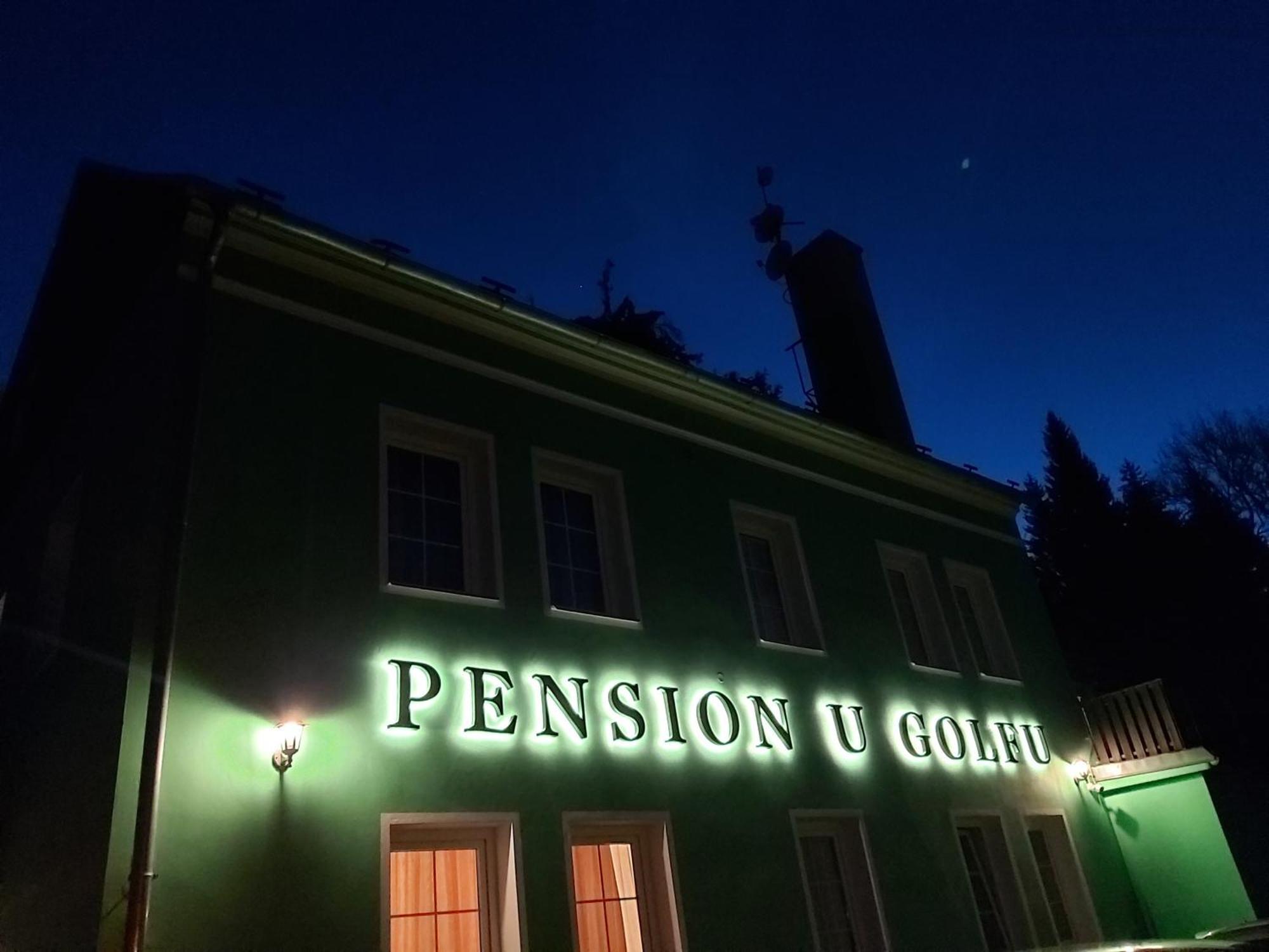 Pension U Golfu Cihelny Karlovy Vary Exterior photo